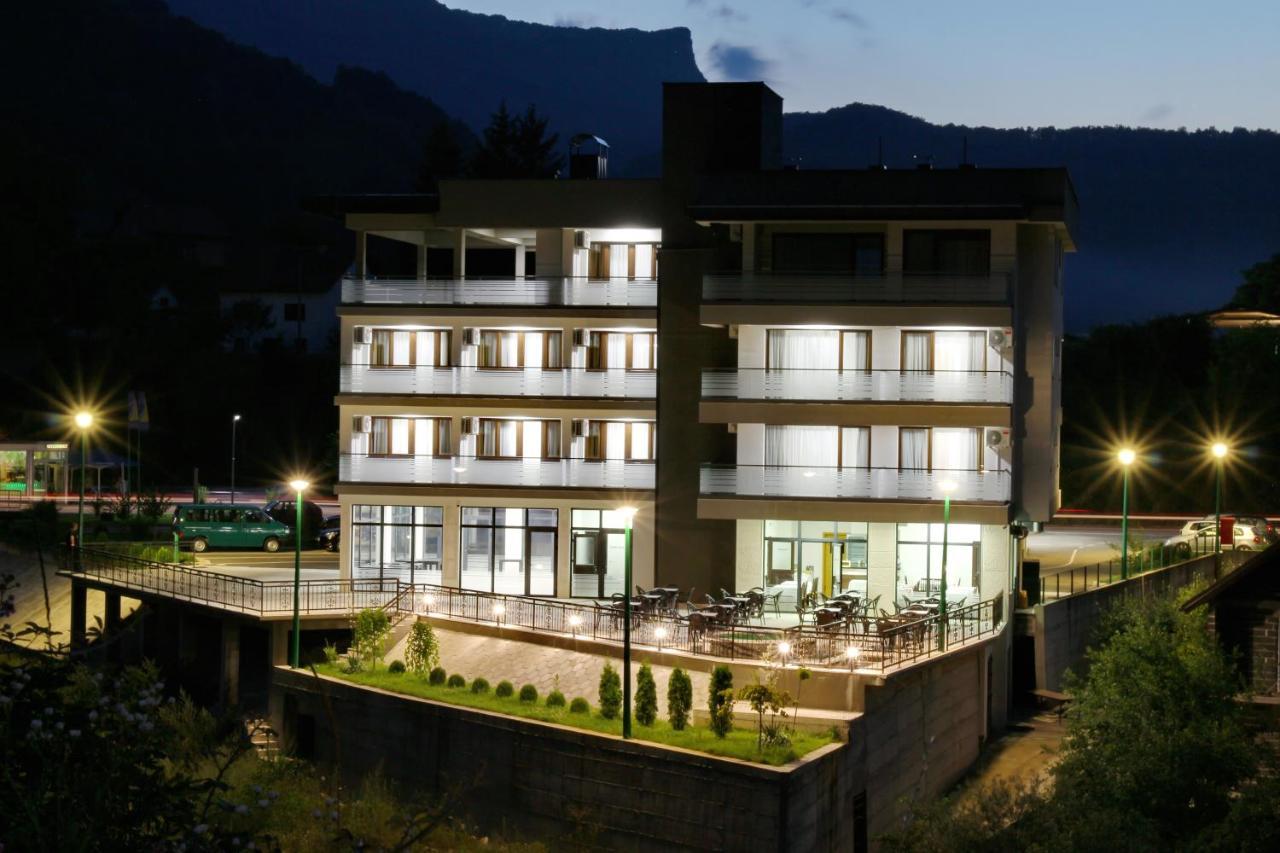 Hotel Novalic 코니츠 외부 사진