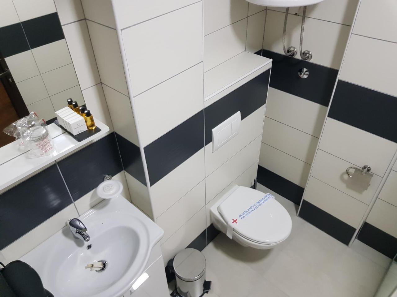 Hotel Novalic 코니츠 외부 사진